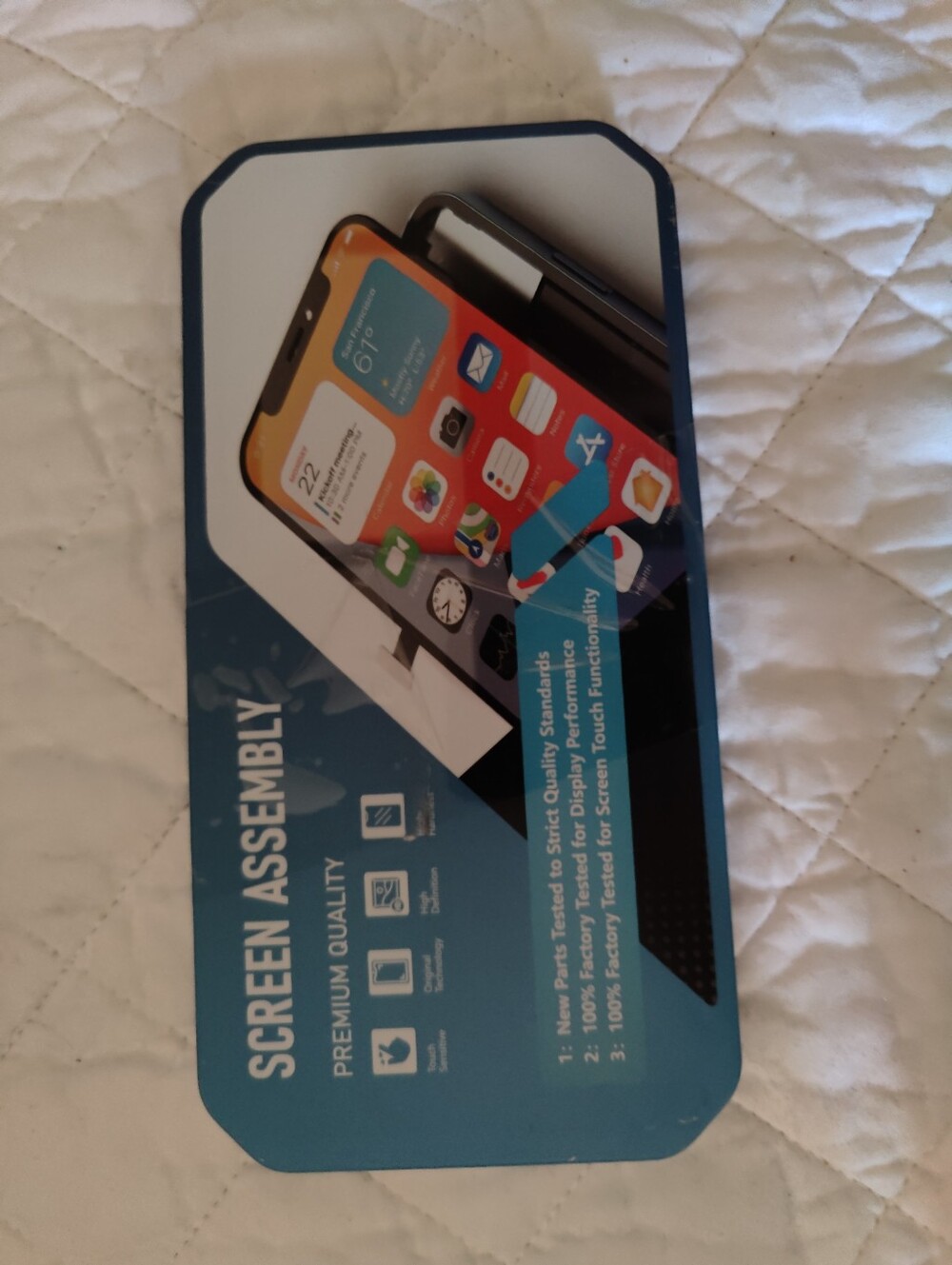Replacement screen assembly for an iPhone 11.